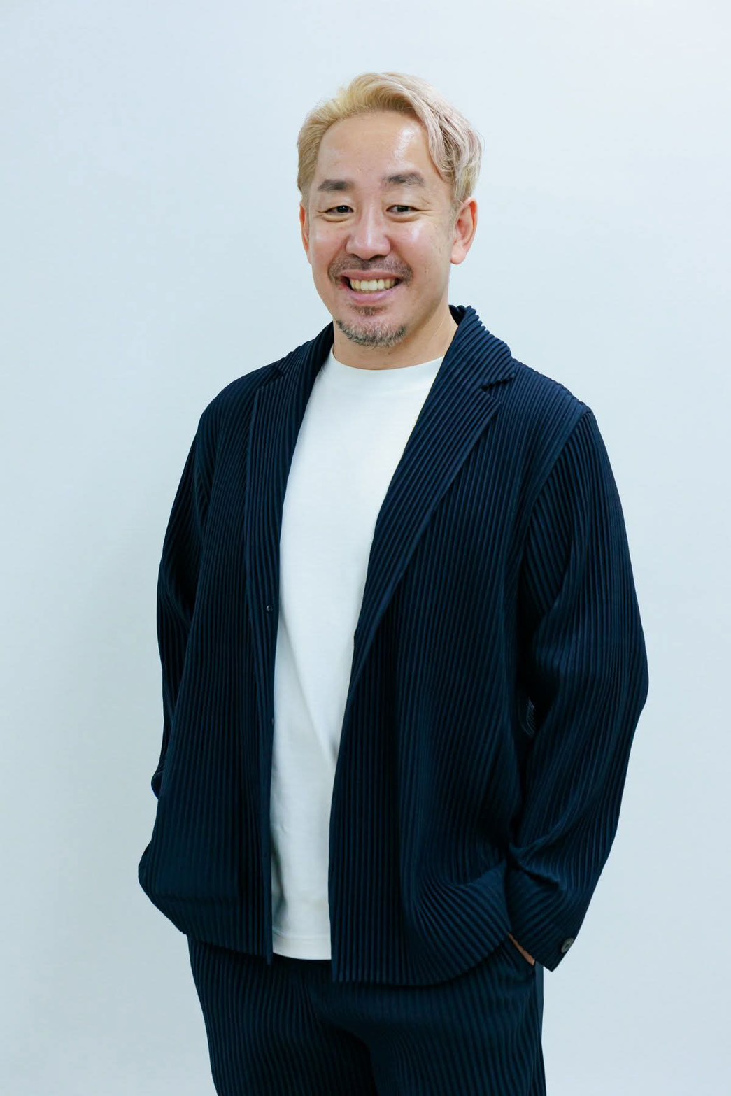 LEGASEE RADIOのMC・南章行のポートレート